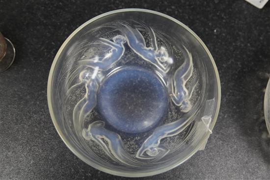 A Rene Lalique Ondines opalescent glass bowl, 20.7cm